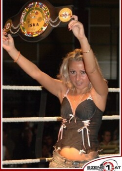 ring_girl.jpg